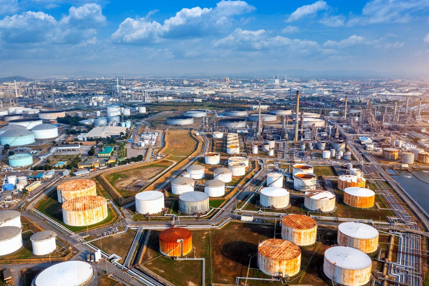 Petrol & Gaz sektörü — Rafineri üniteleri ve boru hattı